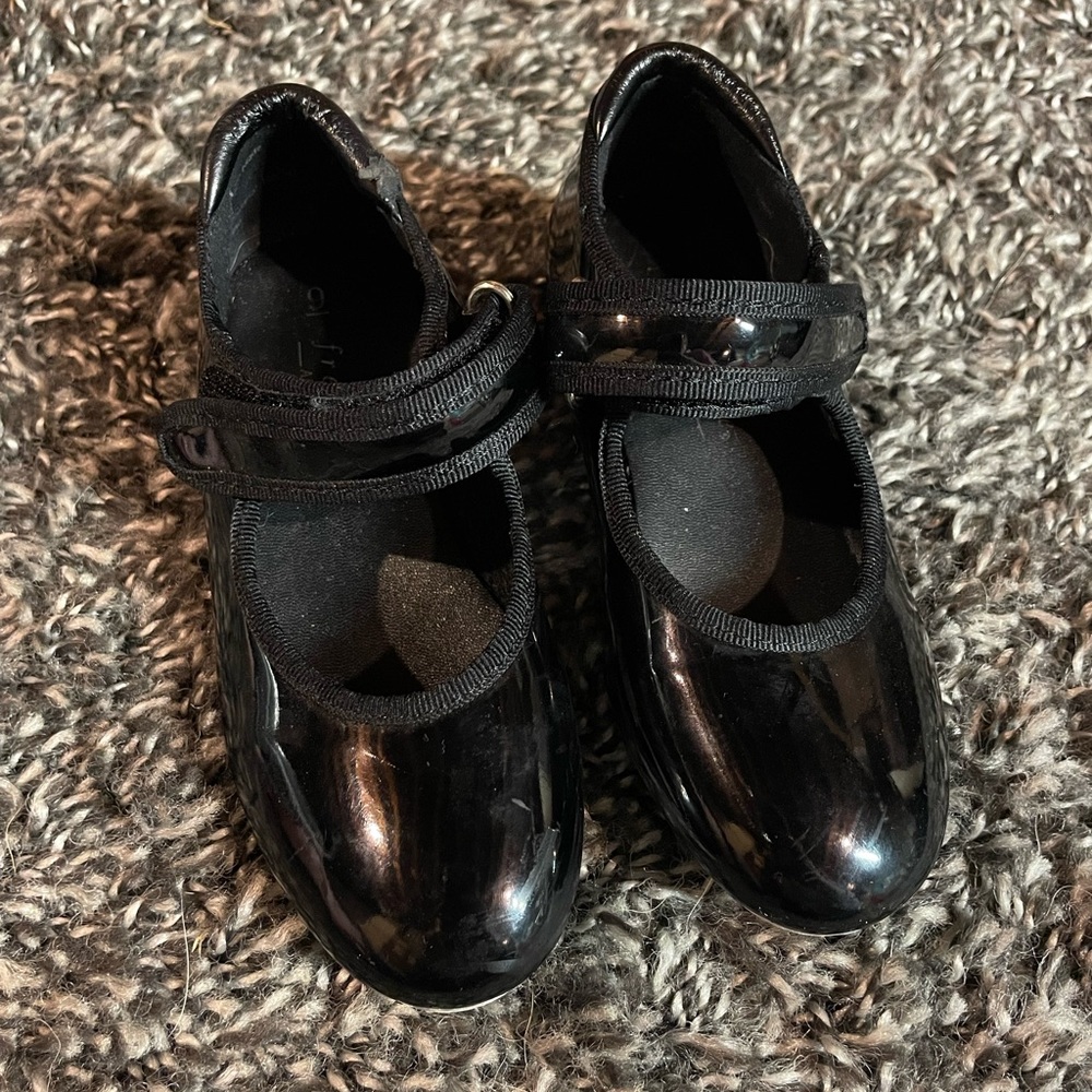 Freestyle Danskin dance tap shoes